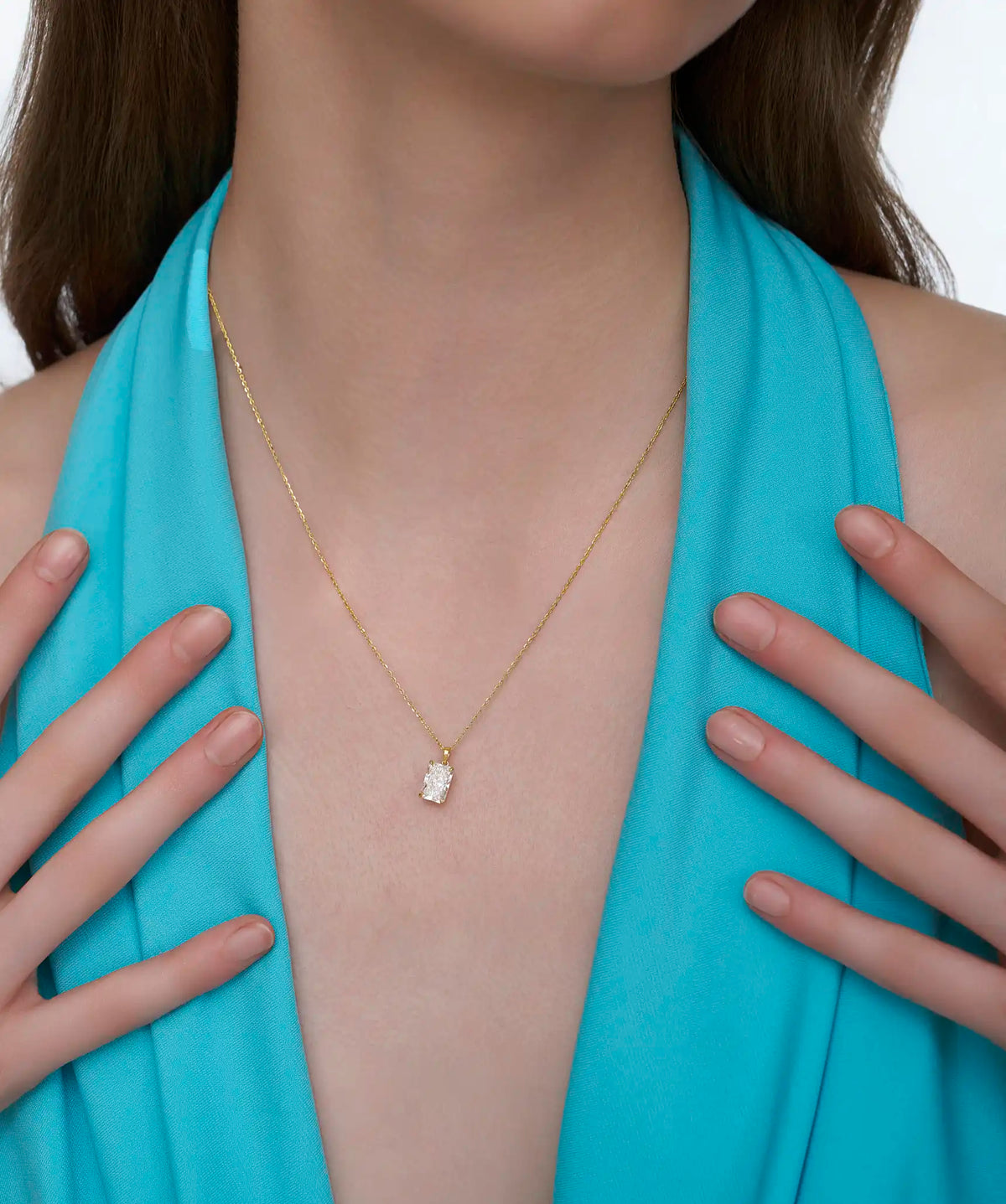 Elegant Emerald Cut Solitaire Pendant Necklace