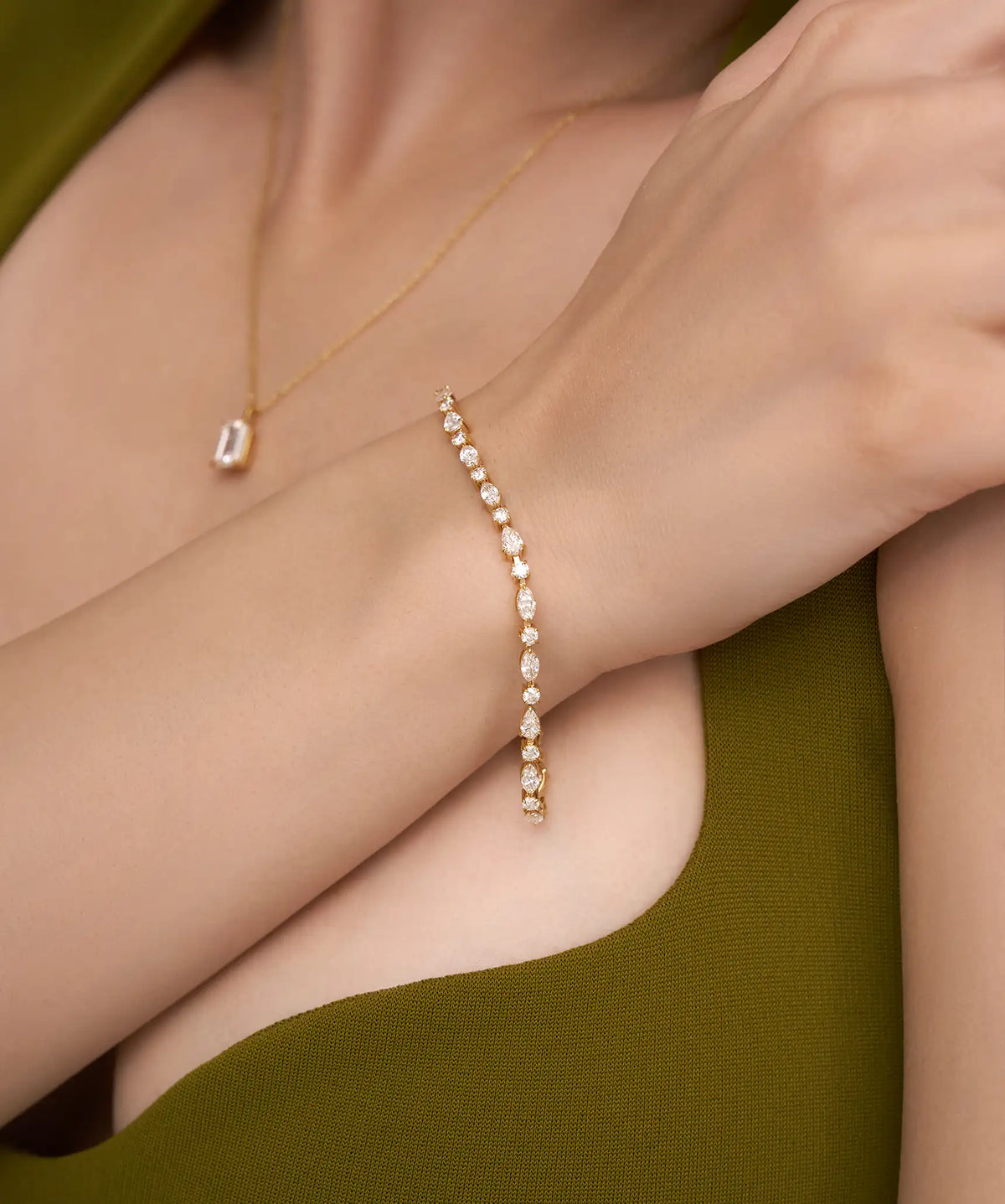 Pear Marquise and Round Mixed Cut Prong Set Tennis Bracelet